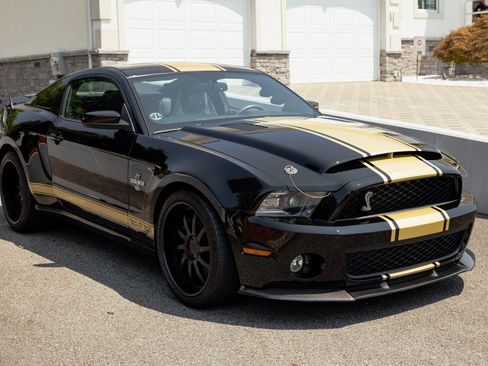 Used 2012 Ford Mustang Shelby GT500 w/ SVT Performance Pkg image 17