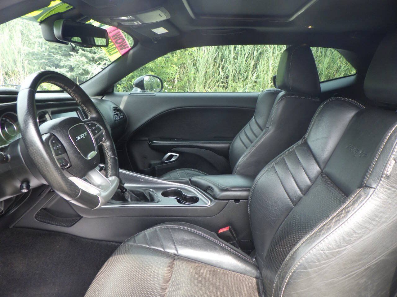 Used 2015 Dodge Challenger SRT w/ Technology Group RWD image 10