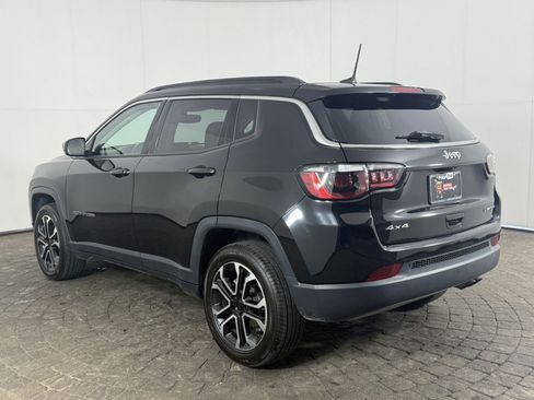 Used 2022 Jeep Compass Limited AWD/4WD image 5