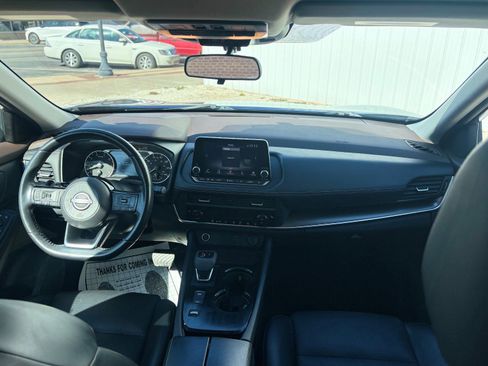 Used 2023 Nissan Rogue SV w/ SV Premium B Package image 25