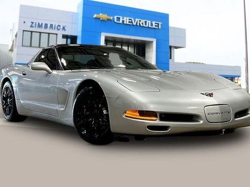 Used 2000 Chevrolet Corvette Coupe w/ Memory Pkg image 1