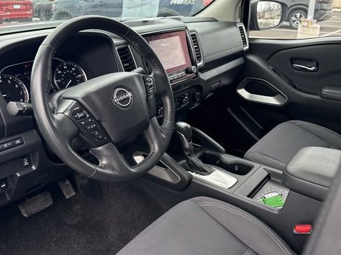 Used 2023 Nissan Frontier SV w/ SV Convenience Package image 8