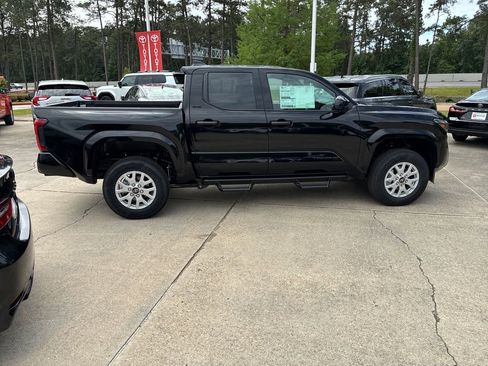 New 2026 Toyota Tacoma SR5 AWD/4WD image 8