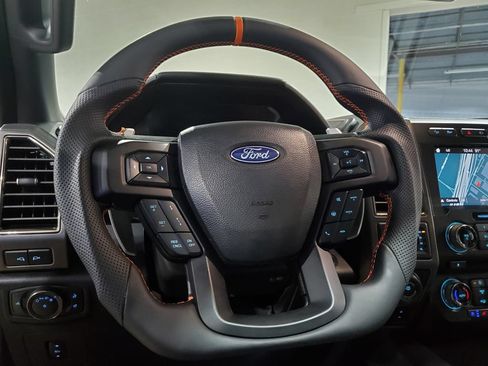 Used 2018 Ford F150 Raptor w/ Equipment Group 802A Luxury AWD/4WD image 28