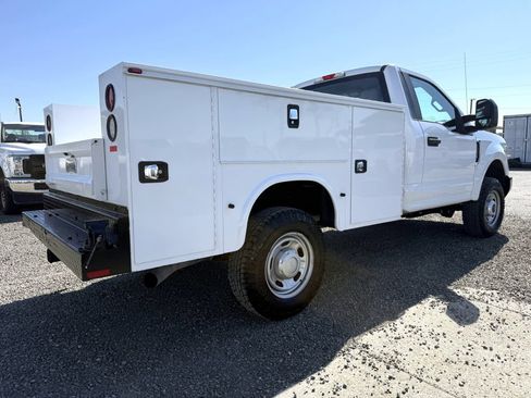 Used 2017 Ford F250 XL AWD/4WD image 6