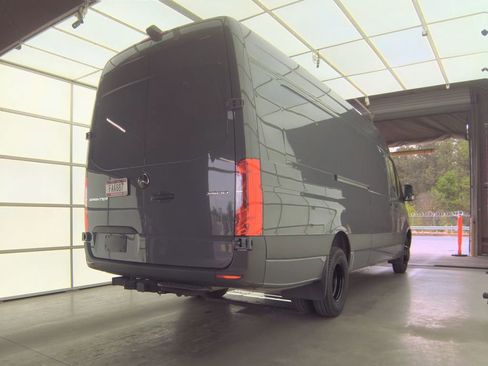 Used 2024 Mercedes-Benz Sprinter 3500 w/ Acoustic Package image 4