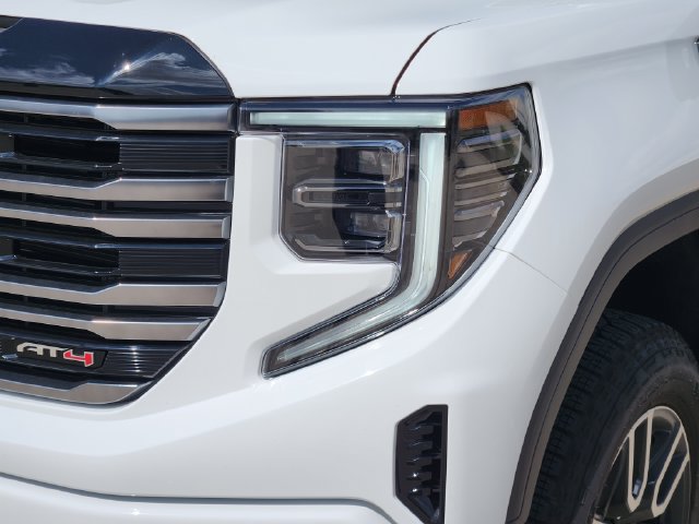 Used 2026 GMC Sierra 1500 AT4 w/ AT4 Premium Package AWD/4WD image 9