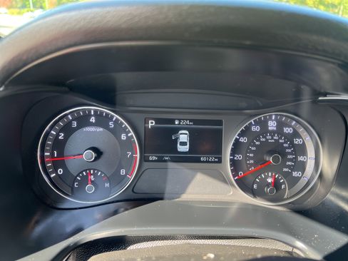 Certified 2023 Kia Forte LXS image 22