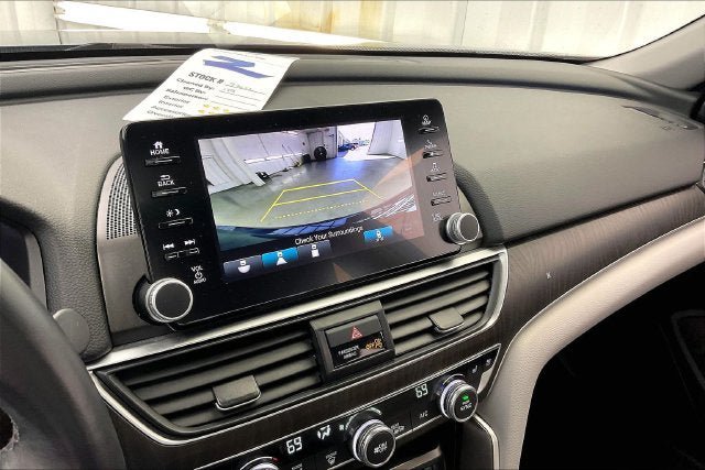 Used 2020 Honda Accord Touring image 28