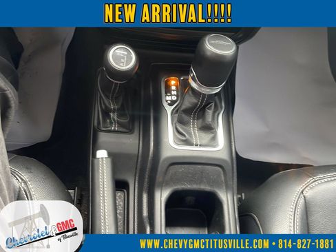 Used 2022 Jeep Gladiator Overland w/ Popular Equipment Package image 10