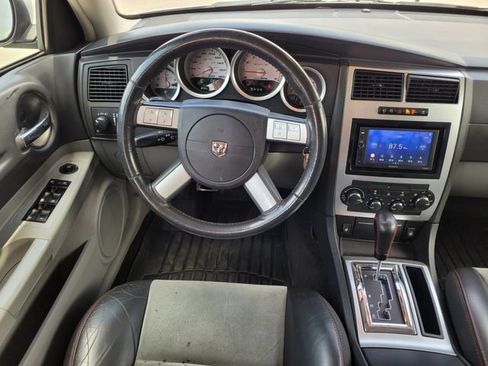 Used 2006 Dodge Magnum SRT8 w/ SRT Option Group III RWD image 12