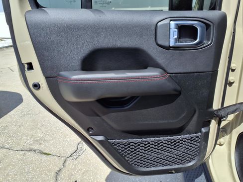 Used 2020 Jeep Gladiator Rubicon image 20