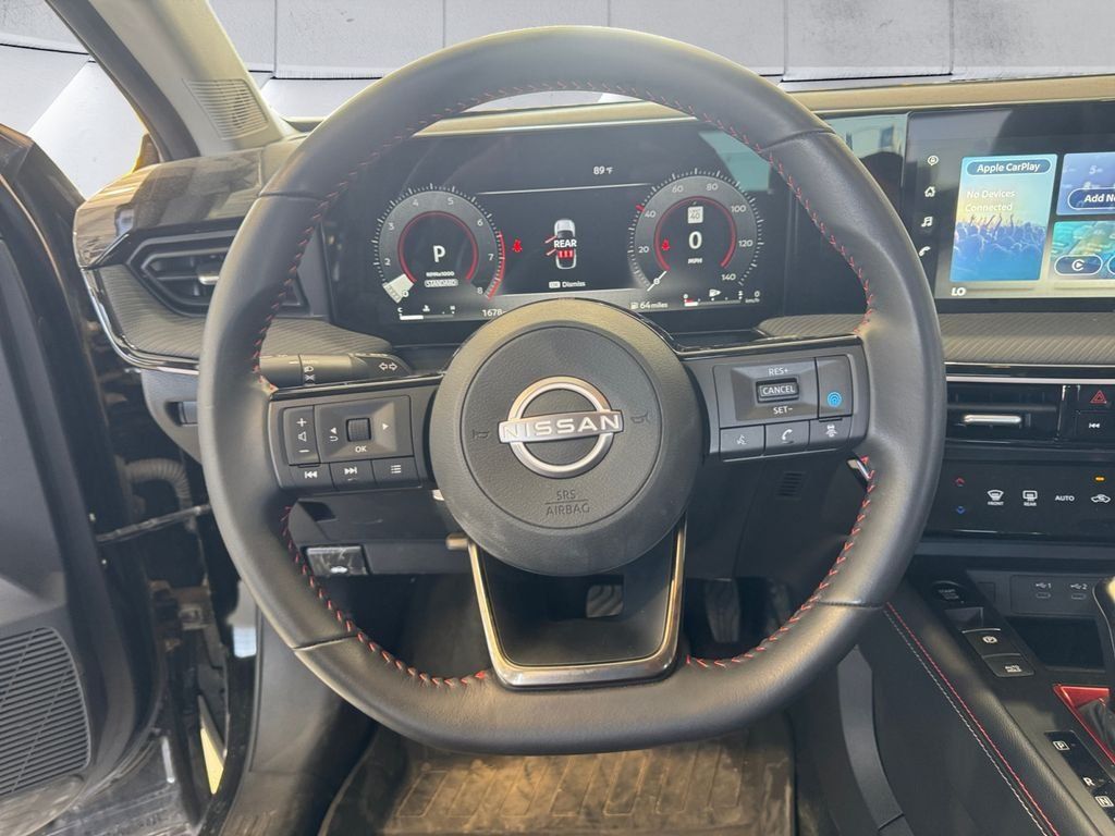 Used 2025 Nissan Kicks SR AWD/4WD image 9