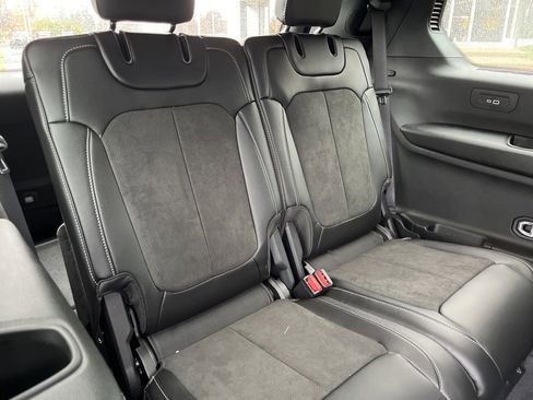 New 2025 Jeep Grand Cherokee L Altitude image 47