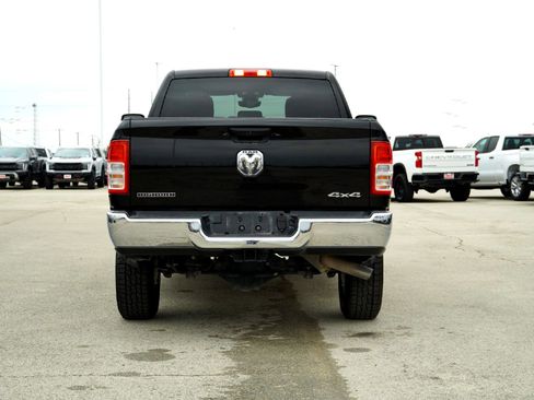 Used 2024 RAM 2500 Big Horn w/ Bed Utility Group image 8