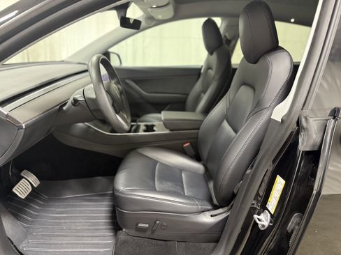 Used 2020 Tesla Model Y Performance image 15