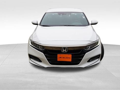 Used 2018 Honda Accord Sport image 12