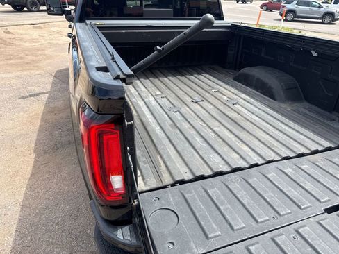 Used 2020 GMC Sierra 2500 AT4 w/ AT4 Premium Package AWD/4WD image 58