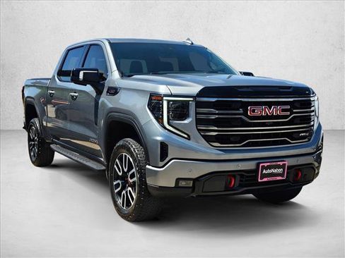 Used 2025 GMC Sierra 1500 AT4 w/ AT4 Premium Package AWD/4WD image 3