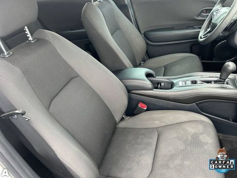 Used 2022 Honda HR-V EX image 9
