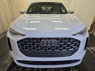 Certified 2025 Audi Q5 Premium Plus w/ Premium Plus AWD/4WD video 3