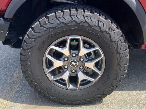 Used 2025 Ford Bronco Badlands AWD/4WD image 8