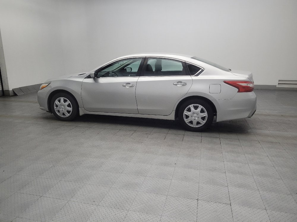 Used 2017 Nissan Altima 2.5 S w/ Power Driver Seat Package FWD image 3