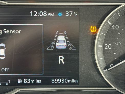 Used 2021 Nissan Versa SV image 18