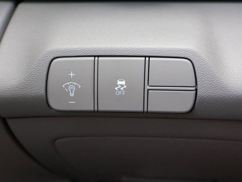 New 2026 Hyundai Elantra Sport FWD image 18