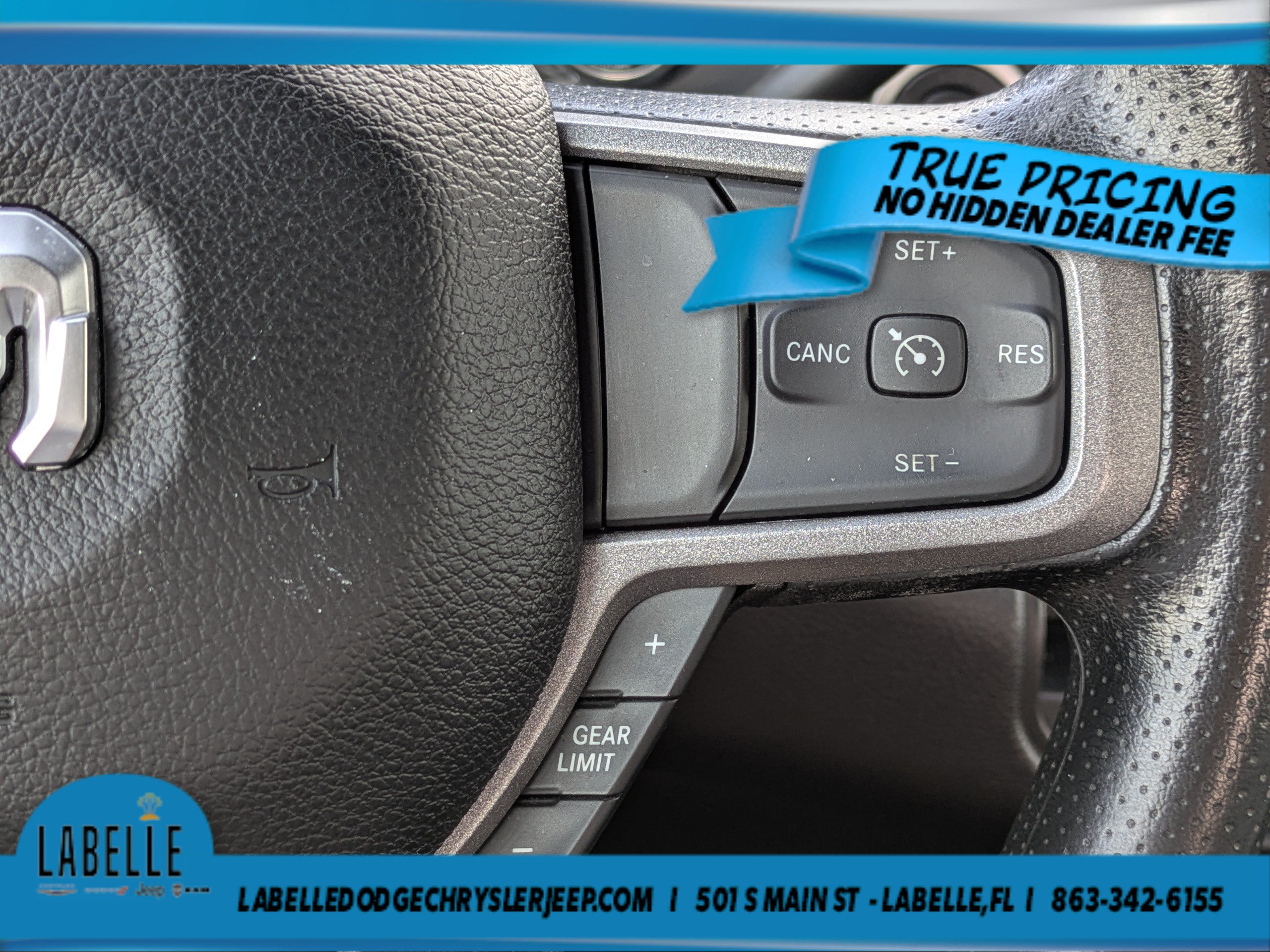 Used 2024 RAM 2500 Tradesman w/ Chrome Appearance Group AWD/4WD image 21