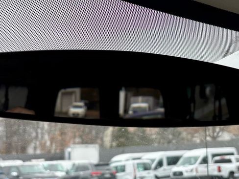 Used 2017 Chevrolet Express 3500 LT w/ LT Preferred Equipment Group image 22