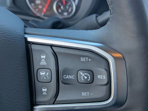 Used 2025 RAM 3500 Big Horn image 26