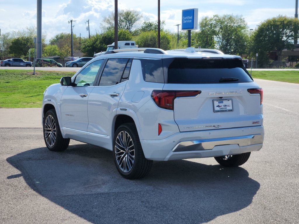 New 2027 GMC Terrain Denali w/ LPO, Floor Liner Package AWD/4WD image 3