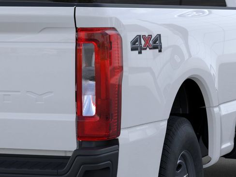 New 2026 Ford F350 XL AWD/4WD image 22