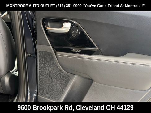 Used 2022 Kia Niro EX w/ Cold Weather Package image 45