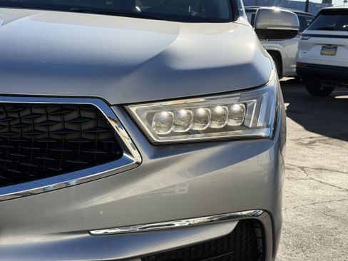 Used 2019 Acura MDX w/Technology Pkg image 12
