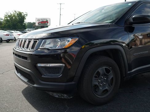 Used 2018 Jeep Compass Sport FWD image 16