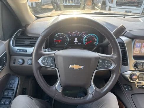 Used 2017 Chevrolet Suburban Premier image 21