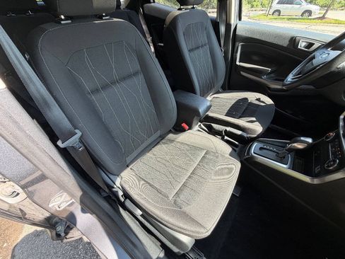 Used 2019 Ford EcoSport SE AWD/4WD image 12