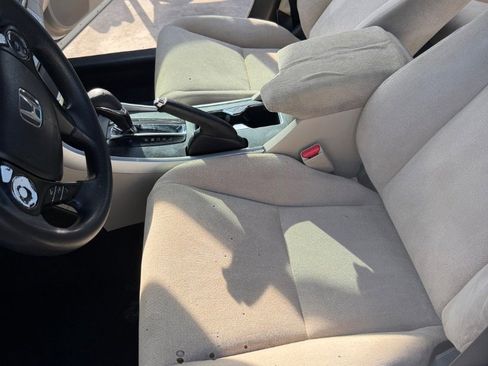 Used 2013 Honda Accord LX image 5