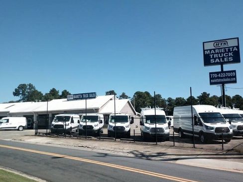 Used 2019 Ford Transit 350 138 DRW w/ Exterior Upgrade Package RWD image 6