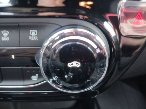 New 2026 Chevrolet Trax RS w/ Driver Confidence Package image 25