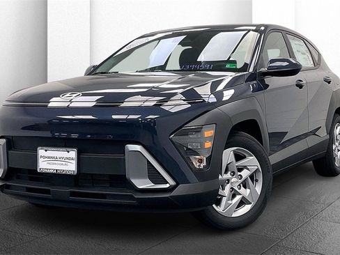 New 2026 Hyundai Kona SE image 2