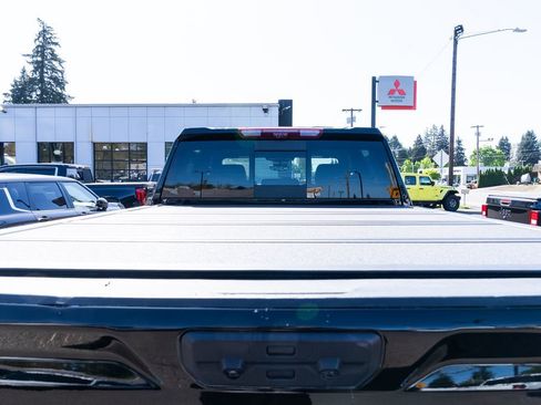 Used 2024 GMC Sierra 2500 AT4 w/ AT4 Premium Plus Package AWD/4WD image 8