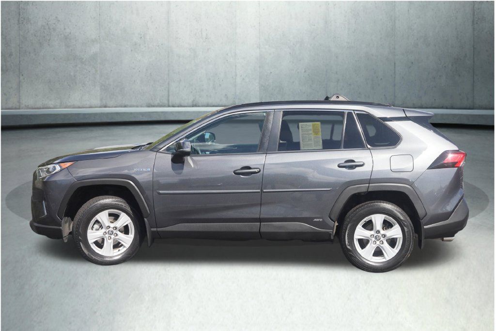 Used 2021 Toyota RAV4 XLE w/ Convenience Package AWD/4WD image 30