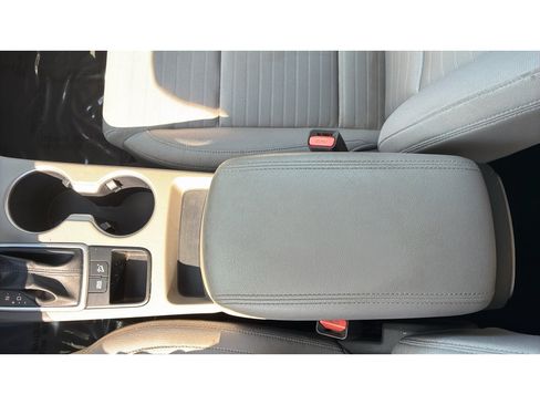 Used 2018 Kia Sportage LX FWD image 18