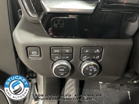 New 2026 GMC Sierra 2500 SLT w/ SLT Premium Package image 21