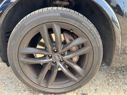 Used 2017 Audi Q7 3.0T Prestige w/ Prestige Package image 8