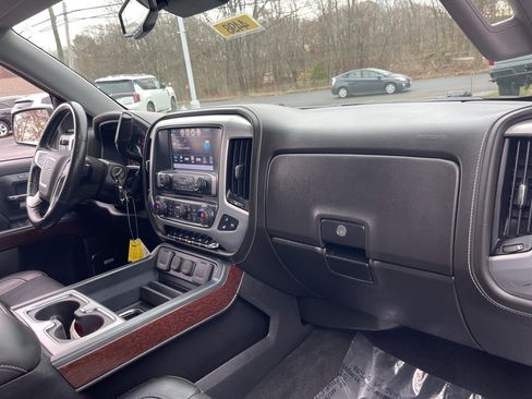 Used 2018 GMC Sierra 1500 SLT image 12