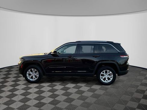 Used 2023 Jeep Grand Cherokee Limited image 4